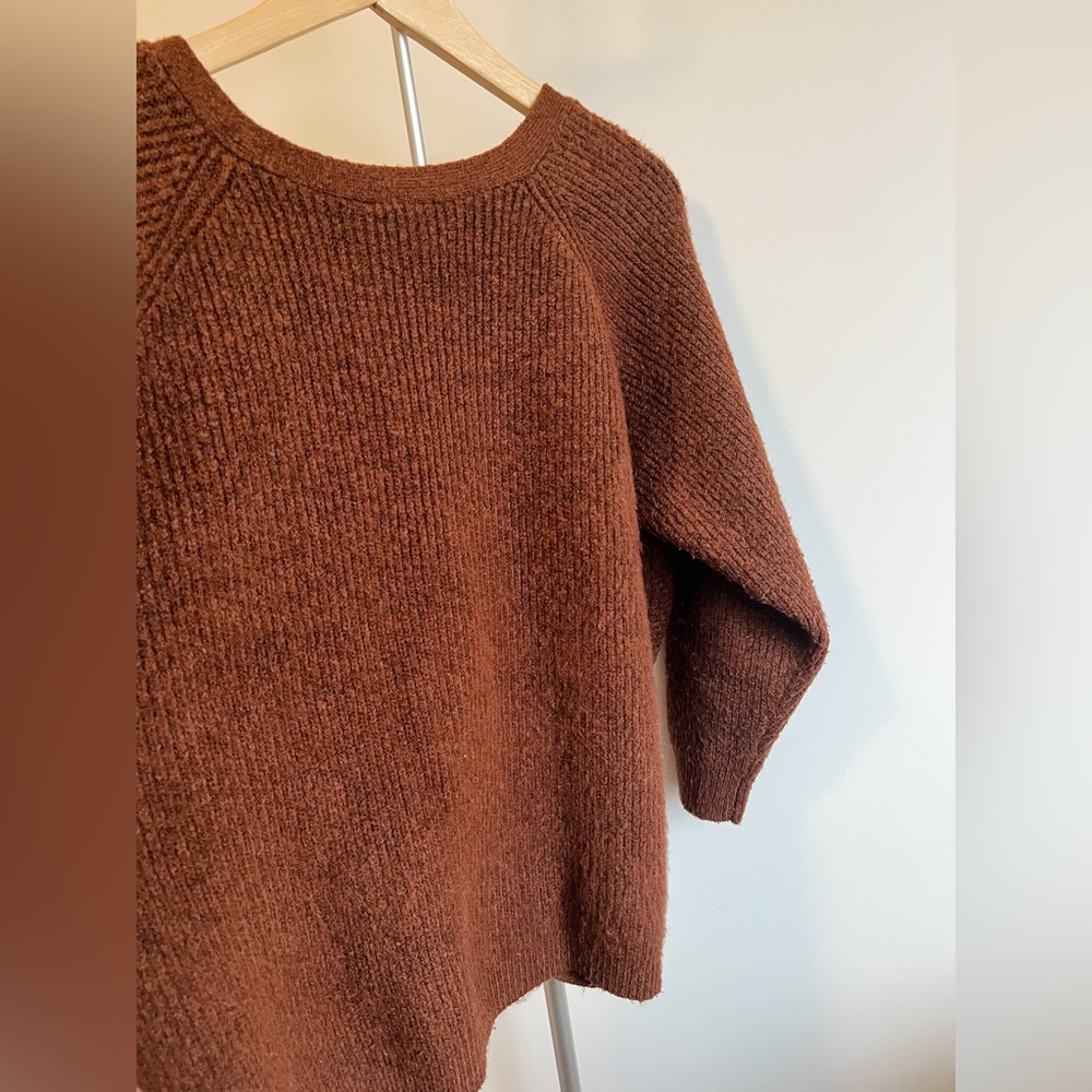 🌰Chesnut Reversible Sweater🌰 Size M - Picture 6 of 6
